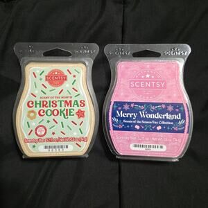 Scentsy Christmas Cookie and Merry Wonderland Bar Duo - NEW